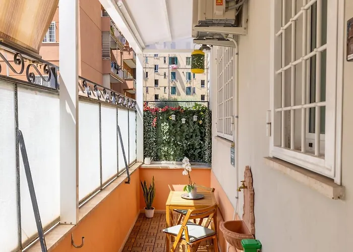 Nostromondo-playful & Modern In The Heart Of Pigneto * Rom