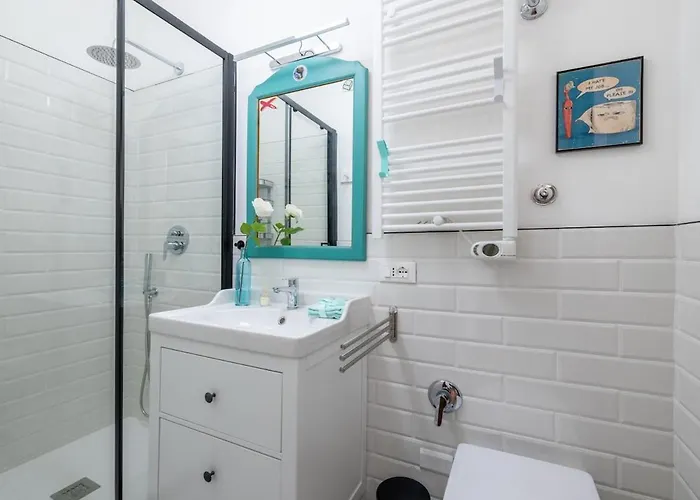 Nostromondo-playful & Modern In The Heart Of Pigneto Rom