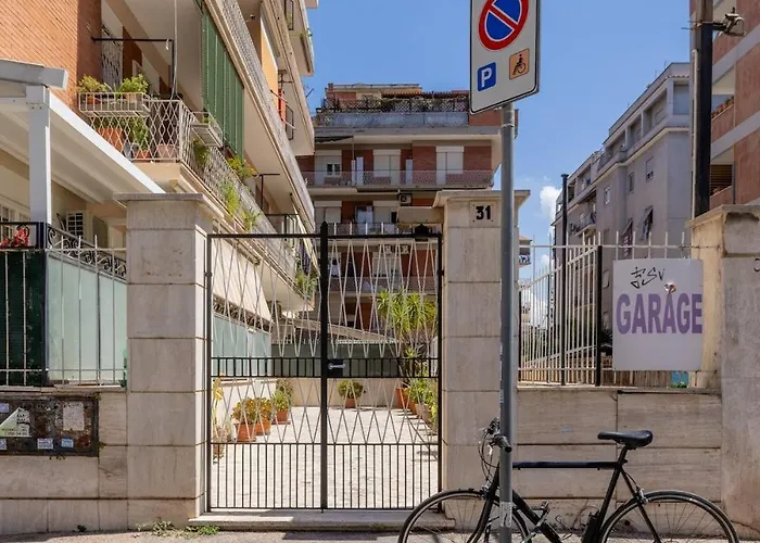 Nostromondo-playful & Modern In The Heart Of Pigneto *